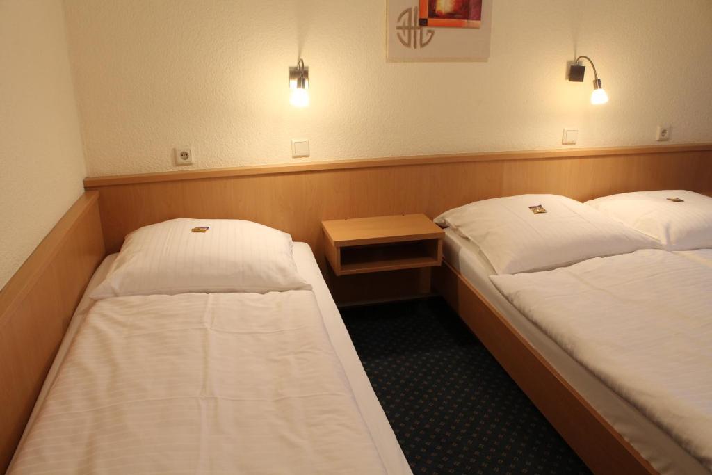 City Hotel Neuwied Room photo