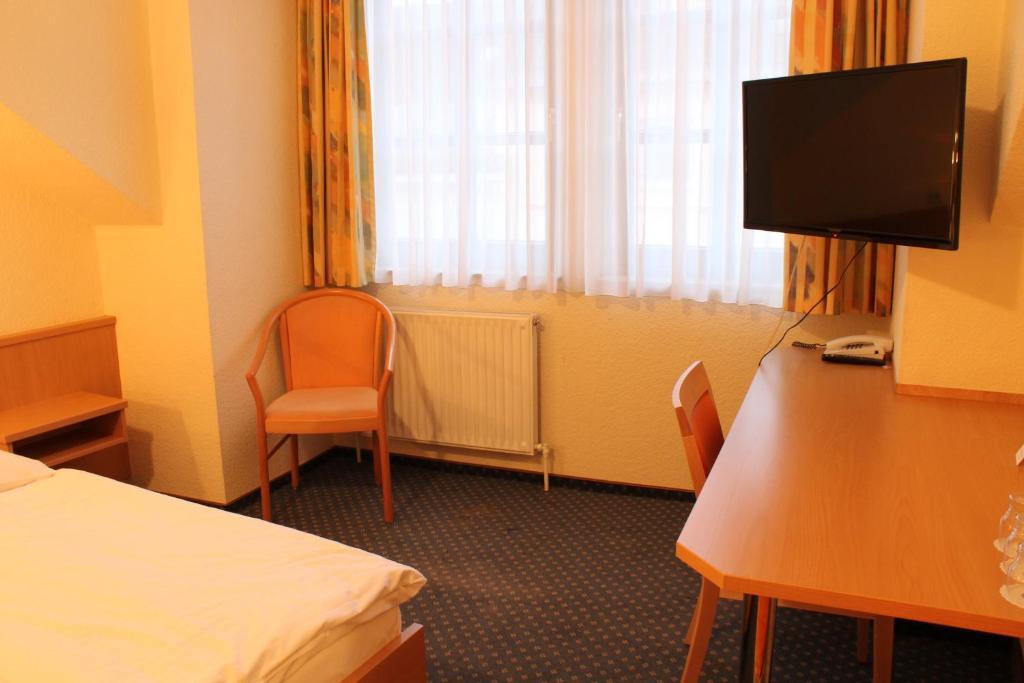 City Hotel Neuwied Room photo